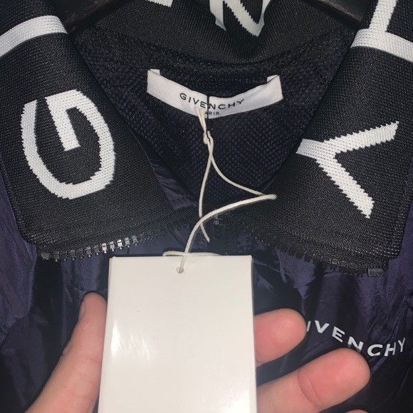 Givenchy Windbreaker - Picture 2 of 3